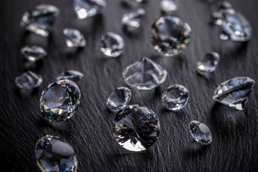 Myths about how to spot a fake diamond - M.I. Trading - Austin Diamond Buyers