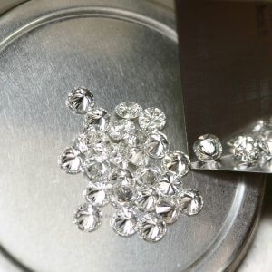 Real Vs. Fake Diamonds - M.I. Trading - Austin Diamond Buyer