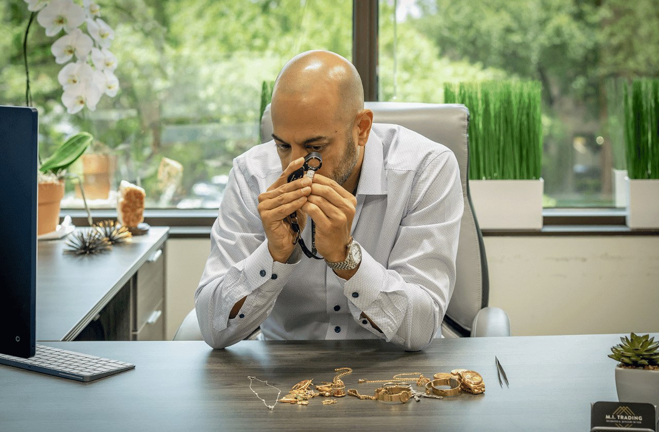 Gold Buyer Austin - Moran Tairy